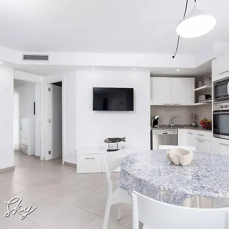 Rentalfue Sun 335 Blue Sky