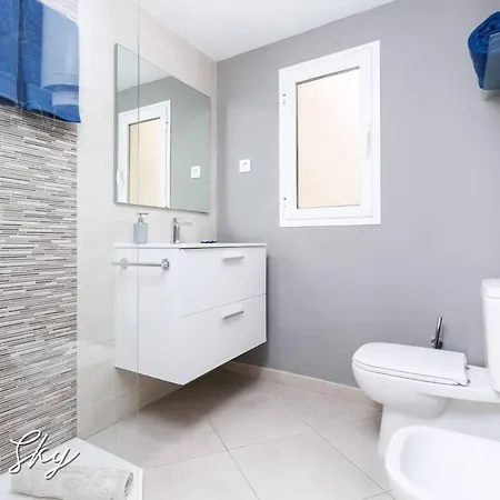 Rentalfue Sun 335 Blue Sky * Κοραλέχο